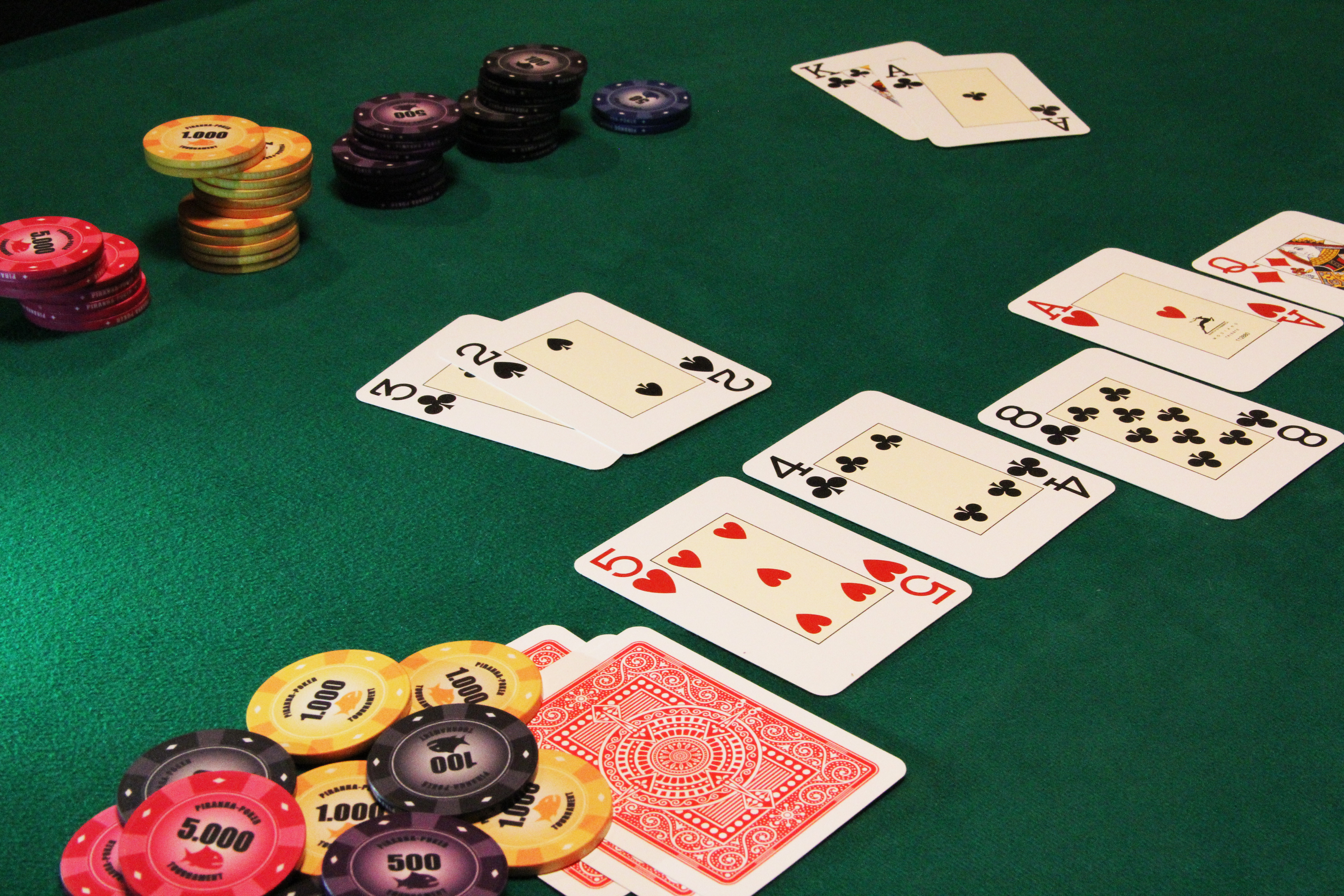 pokerpics/Strasse vs AK.JPG