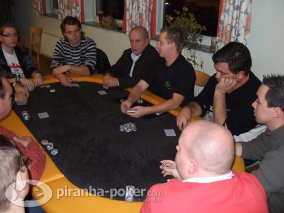 Piranha Poker-Turnier am Freitag, den 31. Oktober 2008 im Sporthotel Öhringen