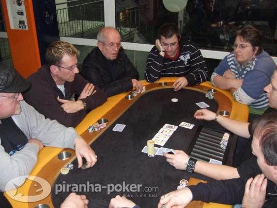 Piranha-Poker Turnier am Samstag, den 28. Februar 2009 auf der Kartbahn Burgpark Ring