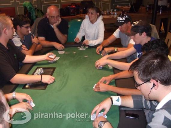 Piranha-Poker Multitable Turnier am Samstag, 3. Oktober 2009 im Neckarsulmer Brauhaus