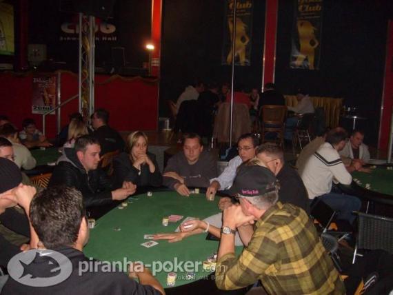 Piranha-Poker Turnier am Sonntag 18. Oktober 2009 im 2Club in Schwäbisch Hall (Ab 15 Uhr Qualitische für das High-Stack Turnier)